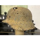 Каска шлем М40 62 с повреждениями антураж