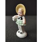 Статуэтка фарфоровая Девочка в жёлтой шляпке, Германия