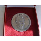 Настольная медаль . Hermann Matern