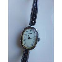 Часы Луч РБ   на ходу с рубля.