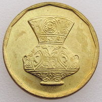 Египет, 5 пиастров 2004 г., сост. Unc, античная керамическая ваза, KM #941