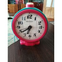 Будильник янтарь