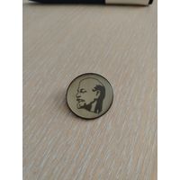 Значек. Ленин.