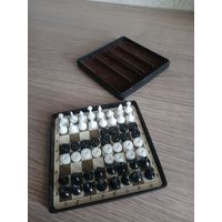 Шахматы дорожные, магнитные. СССР.