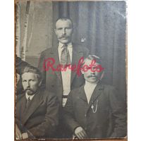 1920-е Усачи ретро типажи студийное фото