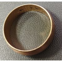 Колечко обручальное. Позолоченное. 4.47 гр. 17мм. Клейма. AMcharniernahtlos, 1915 год