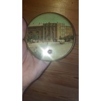 Задняя часть от зеркальца с фотокартинкой 60-70 годов СССР.