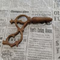 Краник, верток, ключ от самовара