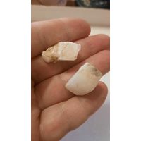 Два кусочка кристалла кварца (цена за оба)