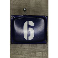 Ретро табличка из 50-х на дом с номером "6" или "9"