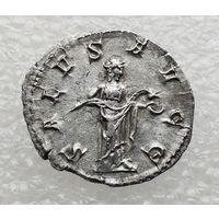 Волузиан (совместно с Требонианом Галлом) 251-253 гг. Салюс. Антониниан, двойной денарий Серебро /20