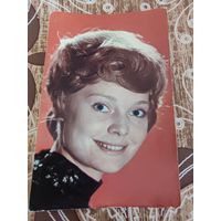 Артисты,Белохвостикова