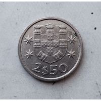 2.5 эскудо 1978 года Португалия. Португальская Республика. Родная патина!