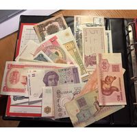 Набор банкнот разных стран