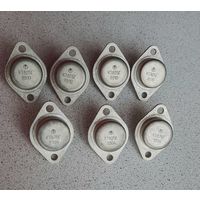 Транзистор кт825г