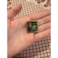 Олимпиада Москва 80 ЗНАЧОК С РУБЛЯ