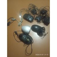 Лот по электронке. Всякая мелочь, зарядки,мышки, камера.