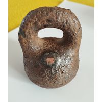 Гирька старинная 810 грамм