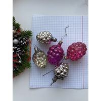 Лот елочных игрушек.