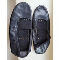 Чешки черные, р.39 (по стельке 25см), б.у в хорошем состоянии