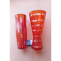 Вазы цветное красное стекло.