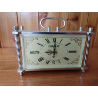 Часы настольные "Слава".