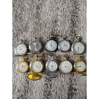 Часы Де Агостини 10 шт,кварт,одни точно идут остальные нужно проверять,с рубля