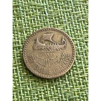 Ливан 10 пиастров 1955 г( Корабль триера , Корабль сверху, дерево справа )