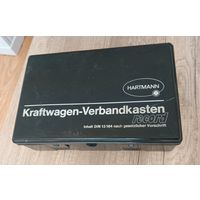 Коробка от автомобильной аптечки. Германия. Без медикаментов.