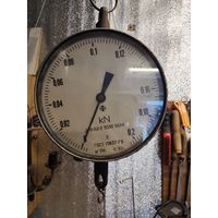 Динамометр подвесной (весы) ДПУ-0,2-2. СССР.