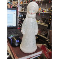 Снегурочка пластиковая 23 см.