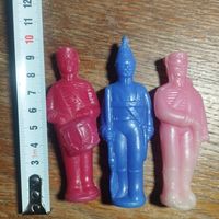 Пластмассовые фигурки солдатики дутыши маленькие