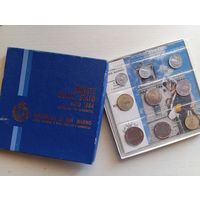 2 набора монет РЕСПУБЛИКИ САН-МАРИНО ( 1976г-8шт и 1984-9 шт)