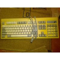 Древняя клавиатура под разъем DIN-5, полностью рабочая, не ремонтировалась
