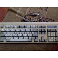 Древняя клавиатура под разъем DIN-5, полностью рабочая, не ремонтировалась