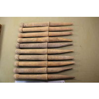 Черенки к военным сапёрным лопатам СССР. одним лотам. Распродажа коллекции вещей. С РУБЛЯ! АУКЦИОН!