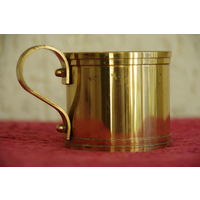 Кружка латунная  ( высота 6,5 см , объем  200мл )