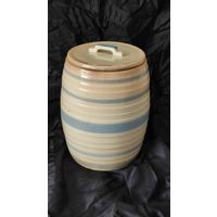 Бочонок керамика.Обьем 3,3 литра.