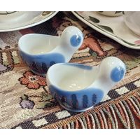 Пара фарфоровых солонок