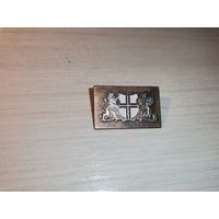 Знак-Военно-морской флаг Латвии изображённый на гербе, тяжёлый металл, эмали.