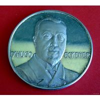 Германия. Веймарская республика 1924 г. Медаль. Воздухоплаватель Хуго Эккенер. Первый перелет через Атлантику.