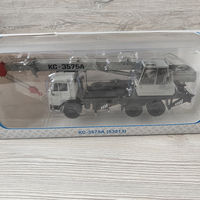 Торги  Автокран Камаз 1:43 ссср