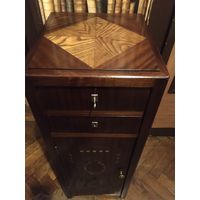 Шкаф тумбочка модерн 19-20 век