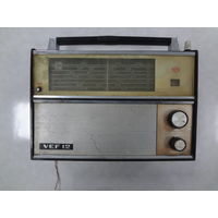 Радиоприемник ВЭФ-12.