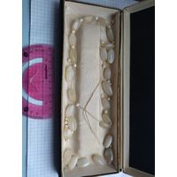 Бусы винтажные