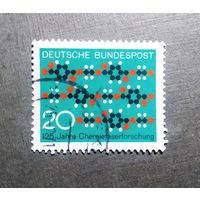 Марка Германия 1971 год 125 лет изобретения синтетического волокна