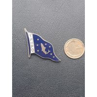 Значок тяжелый. Эмали ТИНРО.