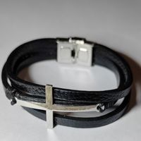 Браслет кожаный "Крест"