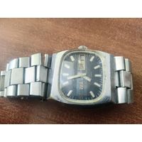 Часы СЛАВА Танк автоматические СССР