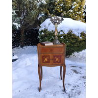 Антикварная Тумбочка / Прикроватный Столик в Стиле Людовика XVI, Франция Маркетри ХХ век.